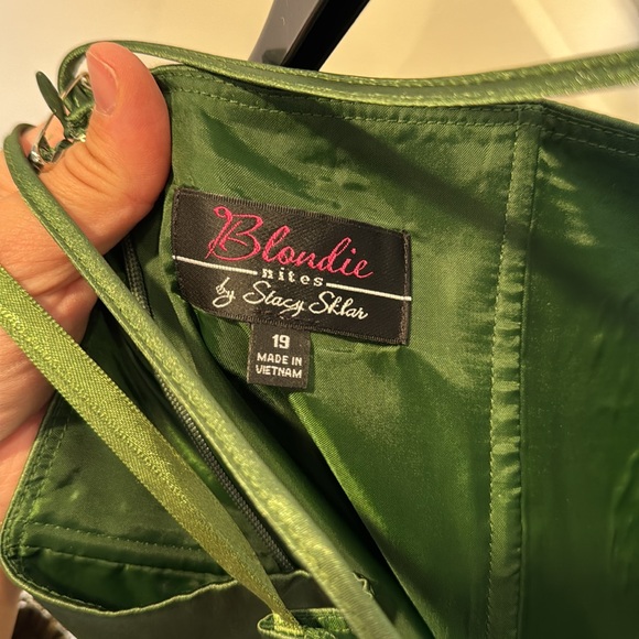 Halter Top Dress - Picture 4 of 4